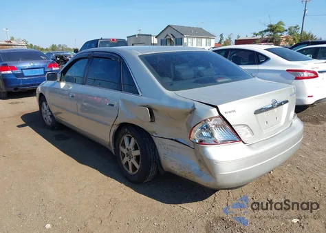 2002 Toyota Avalon Xls z USA, uszkodzony, nr VIN 4T1BF28B72U230568
